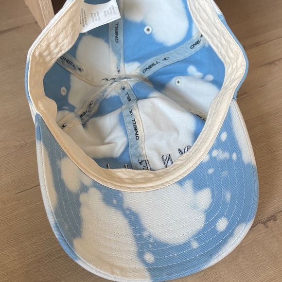 O'Neill Womens Sky Blue and White Tye Dye Hat - Picture 3 of 7